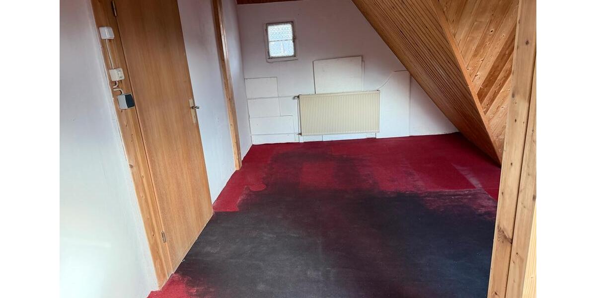 Reihenhaus Wetzlar Altenberger Straße - 8 Zimmer, 188 m&sup2;, 355.000&euro; | Angebot:26039509