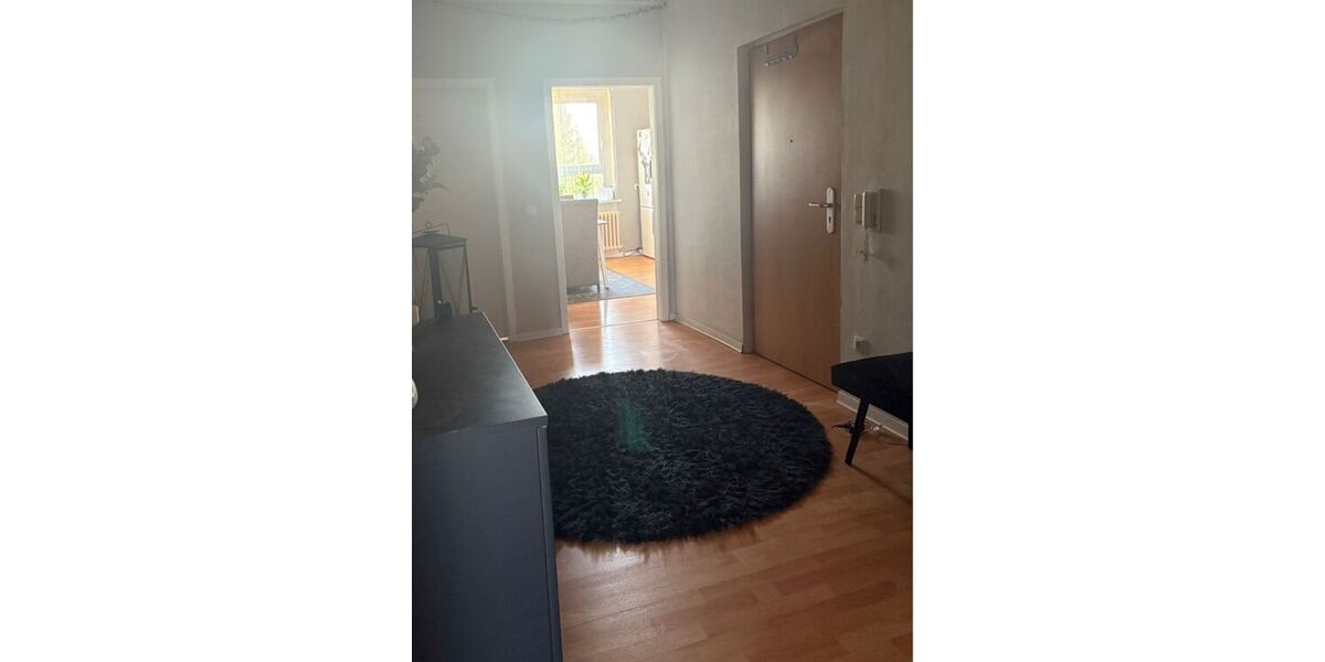 Helle und großzügig geschnittene Wohnung zu vermieten. 81m² - 2- Hungen | Angebot:25833943