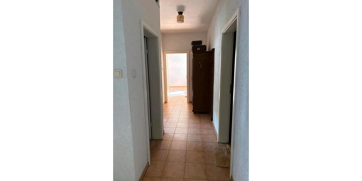 Einfamilienhaus Lahnau - 5 Zimmer, 175 m&sup2;, 320.000&euro; | Angebot:27081680