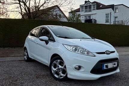 Ford Fiesta 202.000 km 3.100 &euro; Butzbach 35510