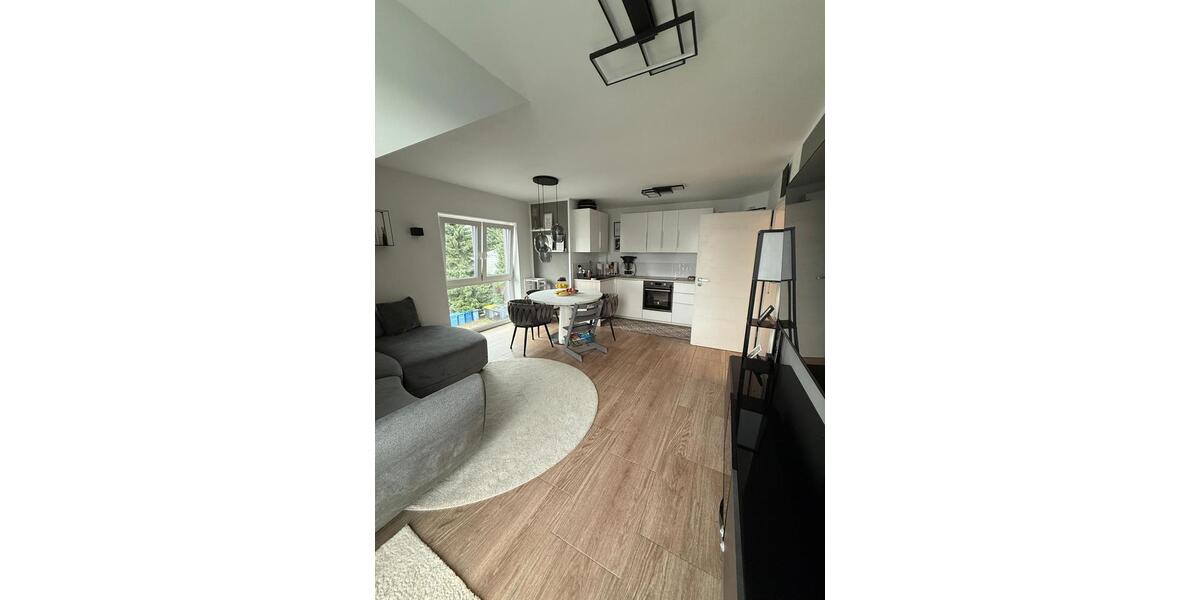 Dachgeschoßwohnung Biebertal - 4 Zimmer, 81 m&sup2;, 339.000&euro; | Angebot:25652626