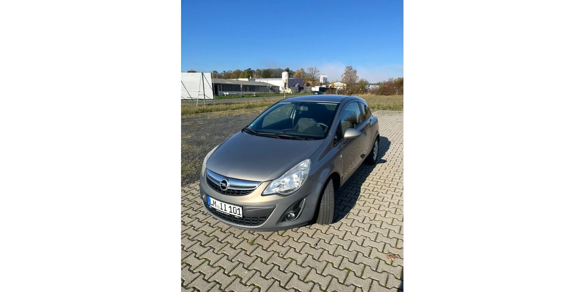 Opel Corsa 197.000 km 2.600 &euro; Merenberg 35799