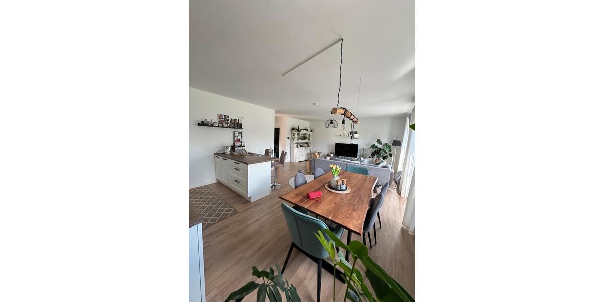 Etagenwohnung Braunfels - 3.5 Zimmer, 100 m&sup2;, 1.200&euro; | Angebot:26254521