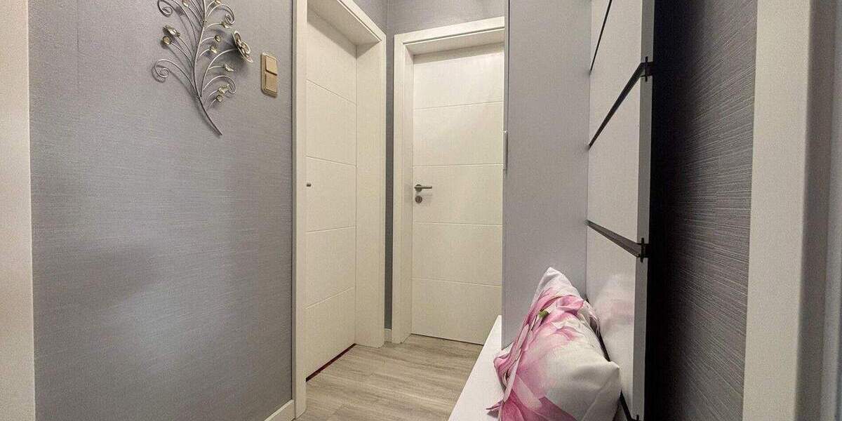 Mehrfamilienhaus, Wohnhaus Gladenbach / Mornshausen Mornshausen - 8 Zimmer, 280 m&sup2;, 299.000&euro; | Angebot:25736624