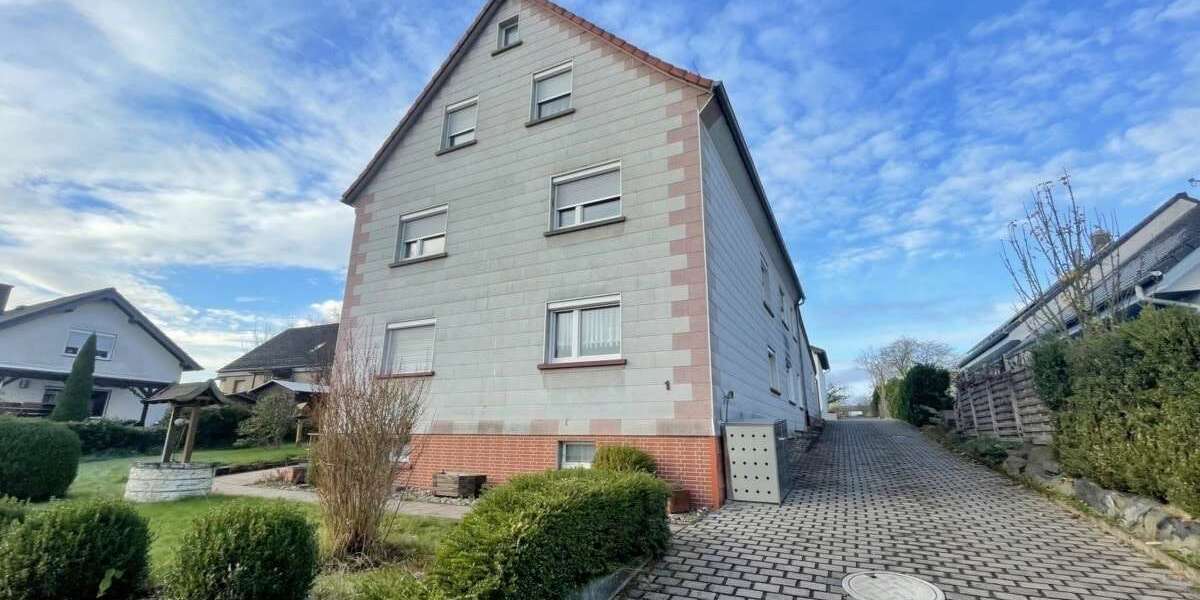 Einfamilienhaus Neu-Anspach Anspach - 13 Zimmer, 312 m&sup2;, 495.000&euro; | Angebot:25496068