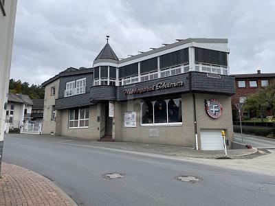 EXKLUSIVES ANWESEN - WOHNEN MIT NIVEAU - Mehrfamilienhaus, Wohnhaus Weilmünster | Angebot:26037780