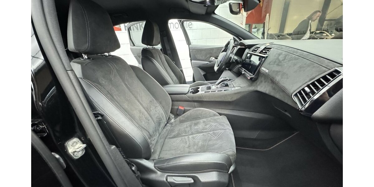 DS Automobiles DS7 Crossback 300 4x4 Performance Line 1.Hand 133.100 km 17.980 &euro; Lich 35423