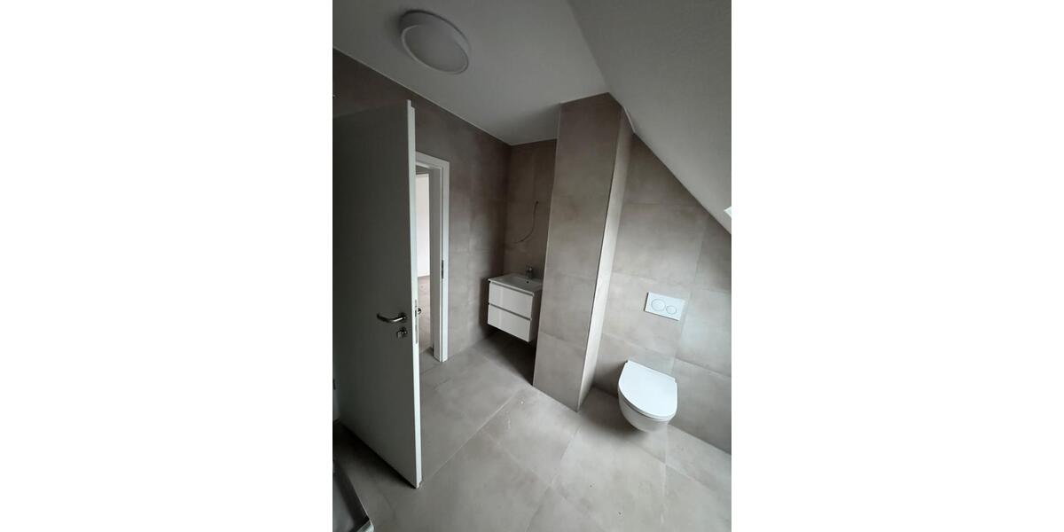 Dachgeschoßwohnung Pohlheim - 3 Zimmer, 80 m&sup2;, 960&euro; | Angebot:25724114