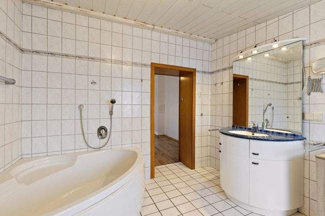 Einfamilienhaus Aßlar - 4 Zimmer, 116 m&sup2;, 210.000&euro; | Angebot:25662040