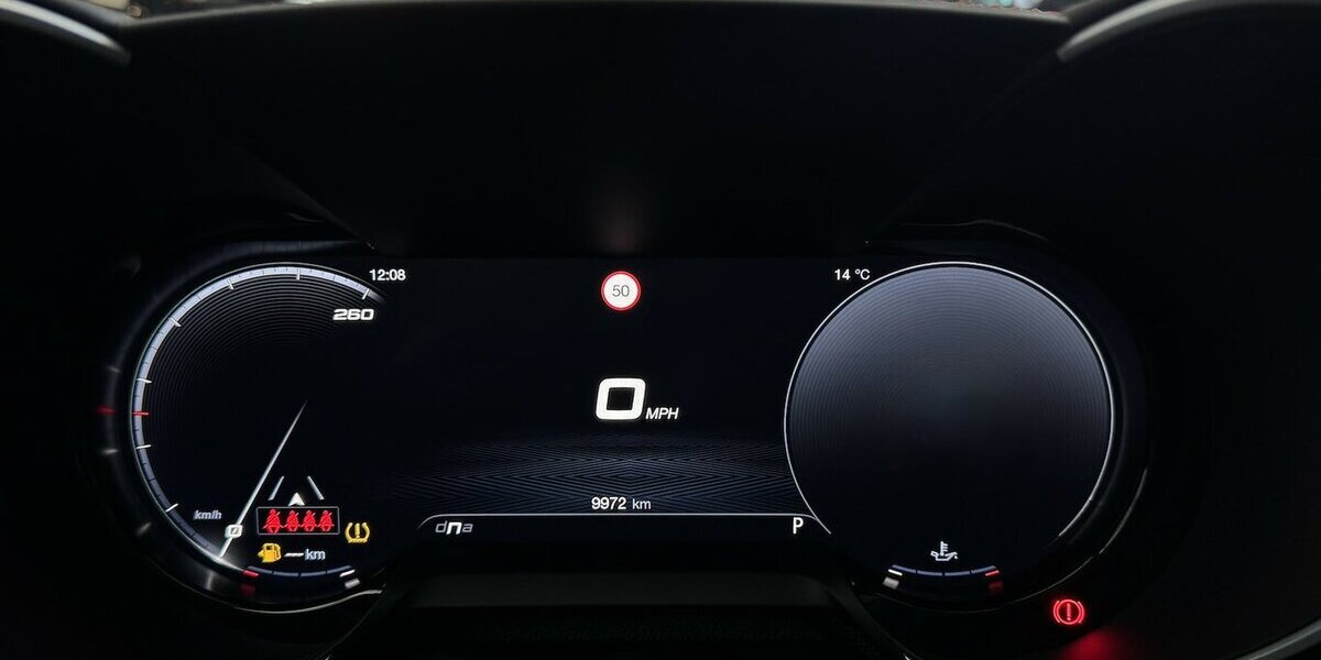 Alfa Romeo Giulia 2.0 Competizione Q4 Turbo CarPlay Kamera 9.970 km 38.920 &euro; Lich 35423