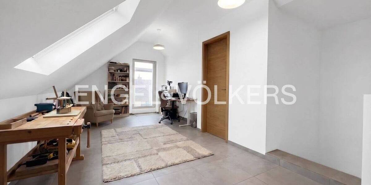 Einfamilienhaus Bad Nauheim Nieder-Mörlen - 1 Zimmer, 382 m&sup2;, 1.695.000&euro; | Angebot:26171003