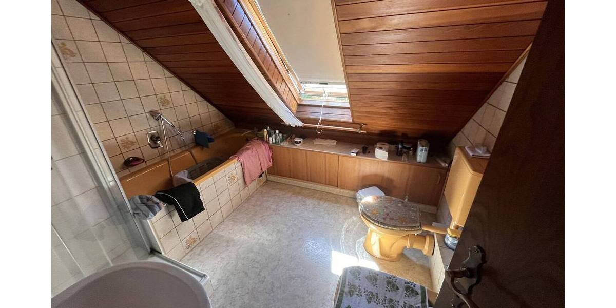 Doppelhaushälfte Breitscheid Gusternhain - 4 Zimmer, 105 m&sup2;, 135.000&euro; | Angebot:25667779