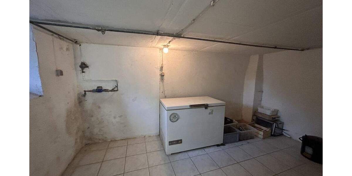 Einfamilienhaus Breitscheid-Gusternhain Gusternhain - 7 Zimmer, 188 m&sup2;, 159.000&euro; | Angebot:25685047