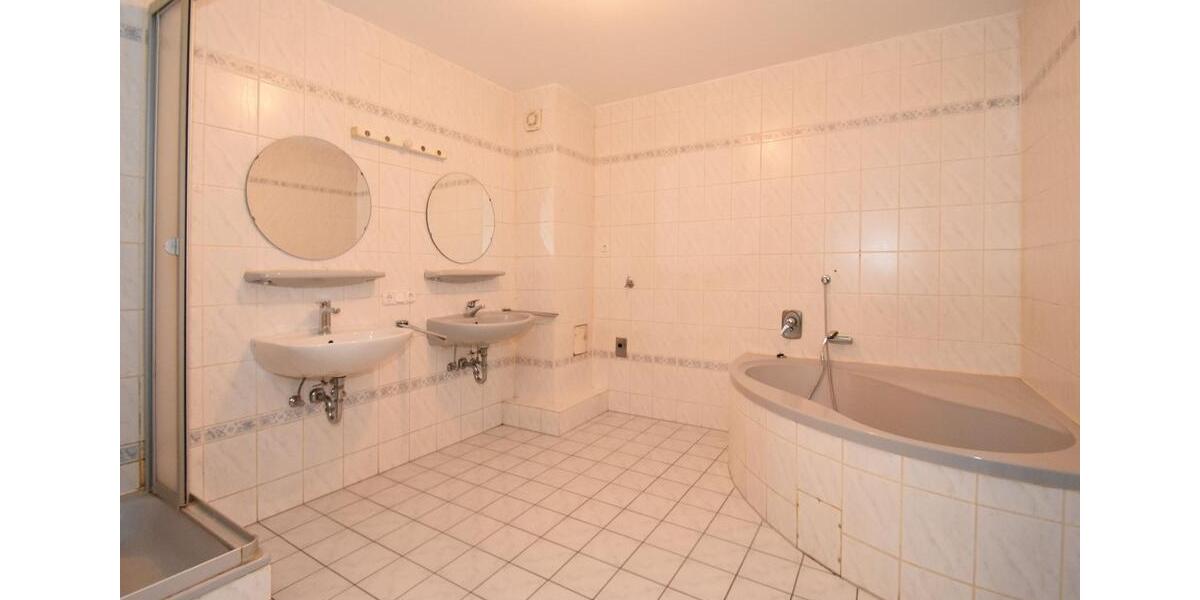 Maisonettenwohnung Pohlheim - 5 Zimmer, 175 m&sup2;, 1.390&euro; | Angebot:24477860