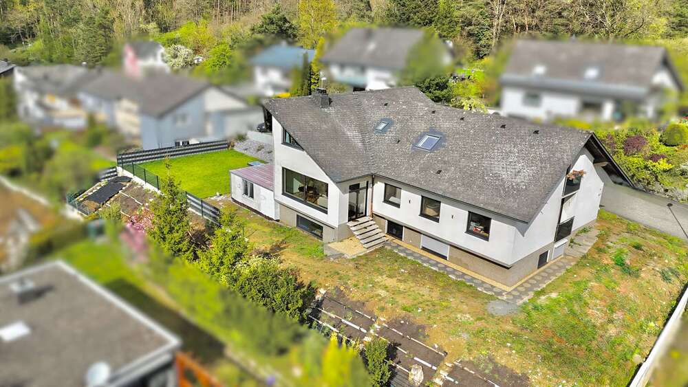 Mehrfamilienhaus in bester Lage - Herborn OT mit Weitblick - Mehrfamilienhaus, Wohnhaus Herborn | Angebot:26738035