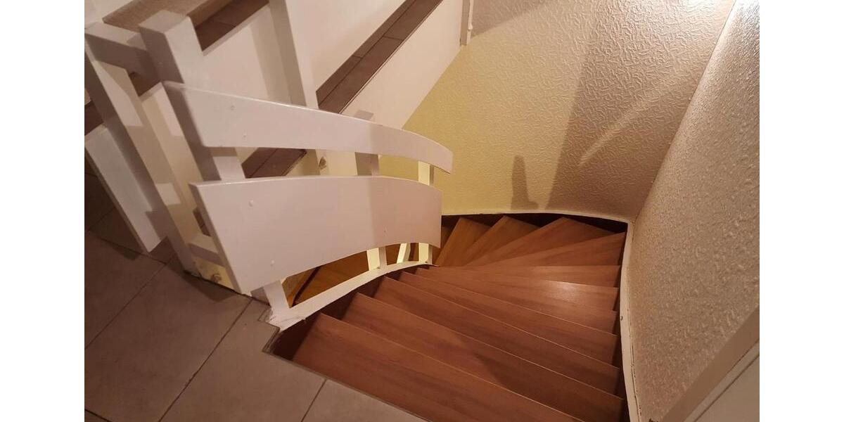 Mehrfamilienhaus, Wohnhaus Ober-Mörlen Mörlen - 9 Zimmer, 252 m&sup2;, 399.900&euro; | Angebot:26170248