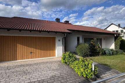 Haus Usingen - 6 Zimmer, 200 m&sup2;, 650.000&euro; | Angebot:26819551