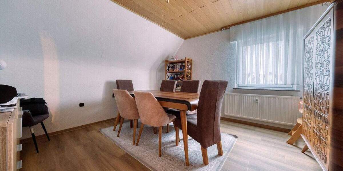 Mehrfamilienhaus, Wohnhaus Wetzlar / Münchholzhausen Münchholzhausen - 8 Zimmer, 229 m&sup2;, 449.000&euro; | Angebot:25916090