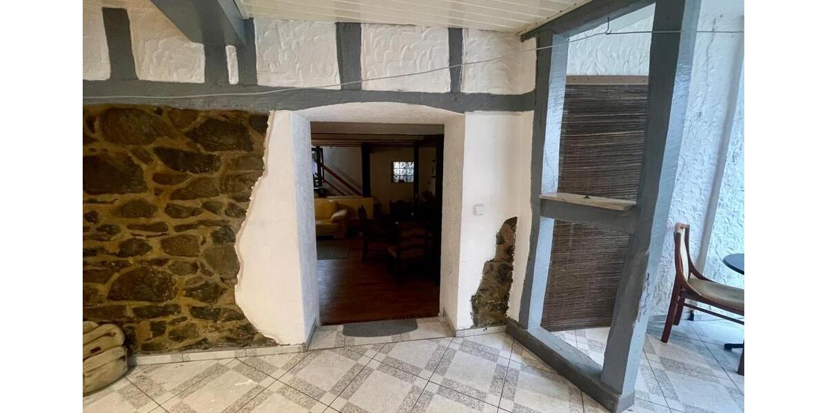 Einfamilienhaus Lich - 4 Zimmer, 120 m&sup2;, 1.200&euro; | Angebot:26063644