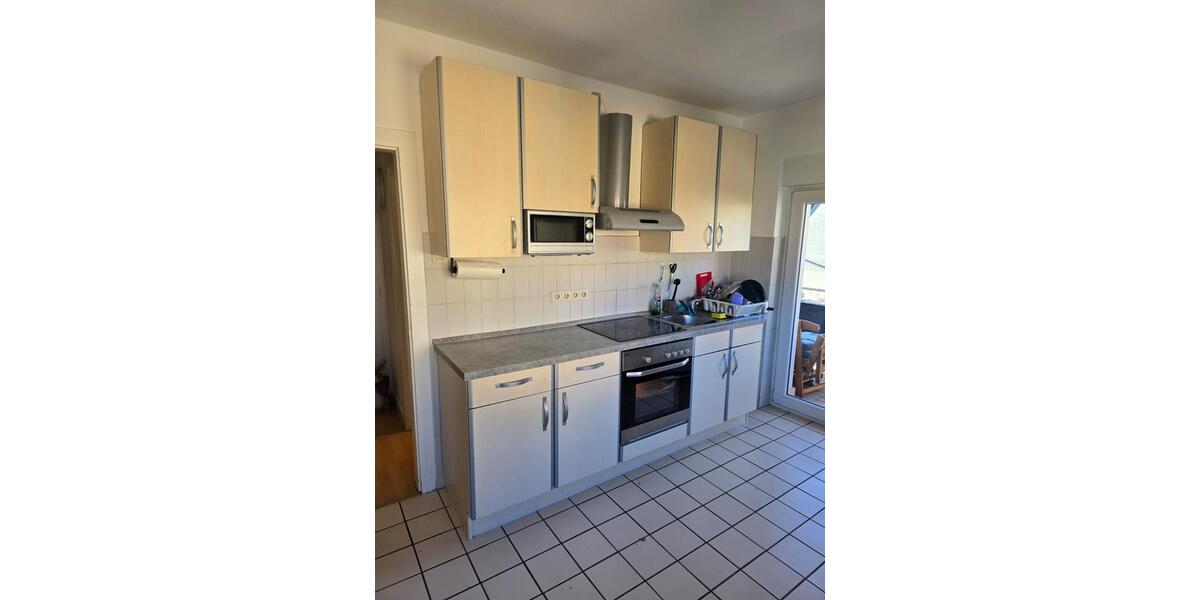 Etagenwohnung Gießen - 3 Zimmer, 75 m&sup2;, 1.000&euro; | Angebot:26548787