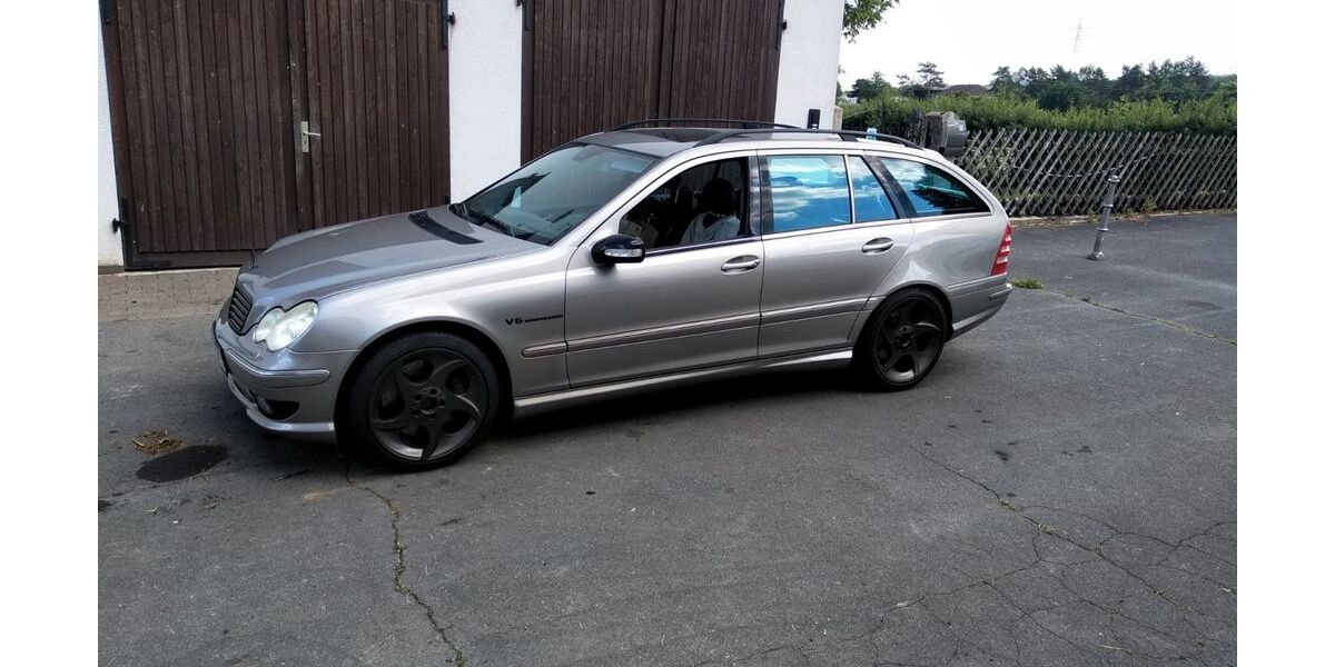 Mercedes-Benz C 32 AMG 270.000 km 5.500 &euro; Neu Anspach 61267