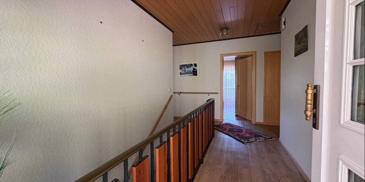 Einfamilienhaus Dillenburg Nanzenbach - 8 Zimmer, 175 m&sup2;, 335.000&euro; | Angebot:26778532
