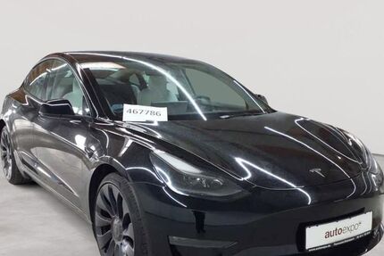 Tesla Model 3 41.225 km 27.990 &euro; Fernwald-Steinbach 35463
