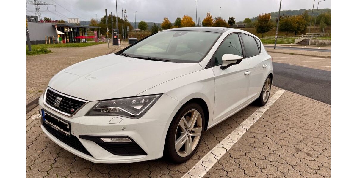 Seat Leon 129.000 km 14.999 &euro; Hungen 35410