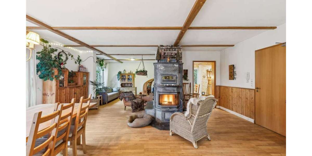 Einfamilienhaus Bad Nauheim - 10.5 Zimmer, 310 m&sup2;, 898.000&euro; | Angebot:26790336