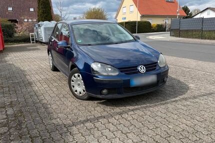 VW Golf 197.000 km 1.999 &euro; Buseck 35418