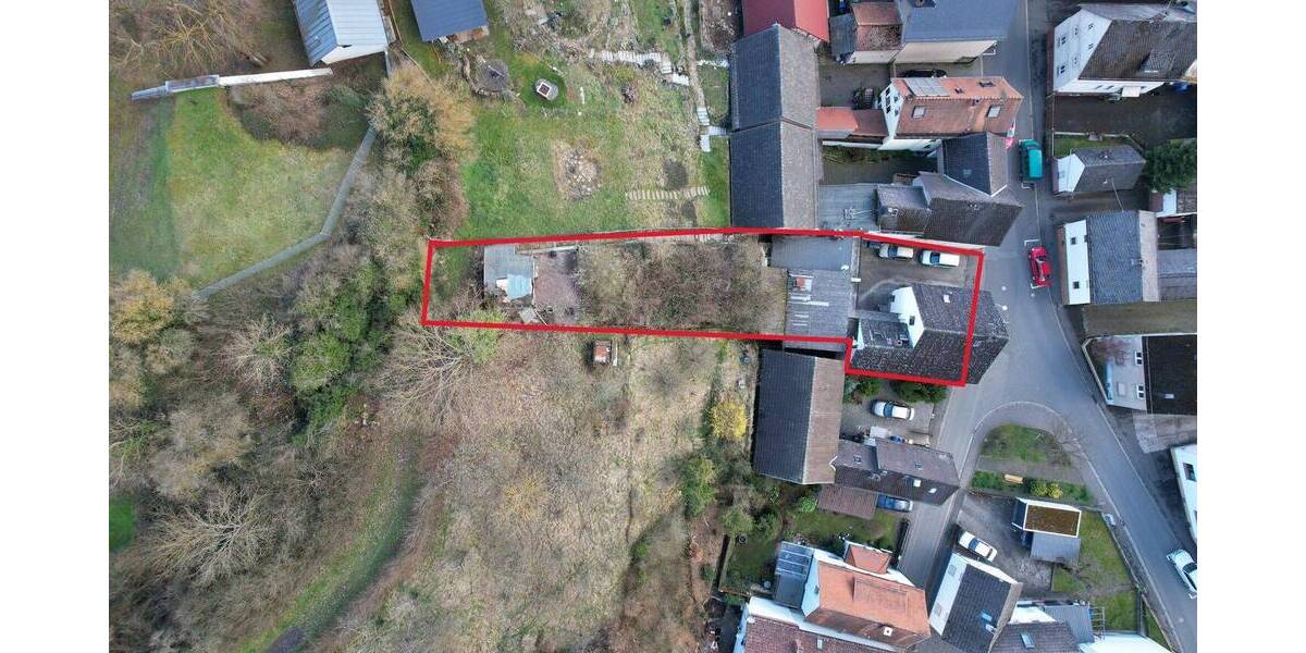 Mehrfamilienhaus, Wohnhaus Wetzlar / Naunheim Naunheim - 9 Zimmer, 228 m&sup2;, 465.000&euro; | Angebot:26557139