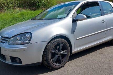 VW Golf 284.990 km 1.650 &euro; Herborn-Burg 35745