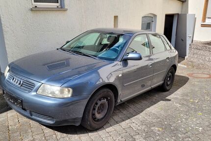Audi A3 217.000 km 550 &euro; Braunfels 35619