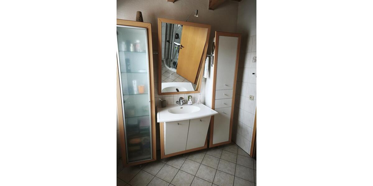 Dachgeschoßwohnung Mittenaar - 3 Zimmer, 120 m&sup2;, 700&euro; | Angebot:26228114