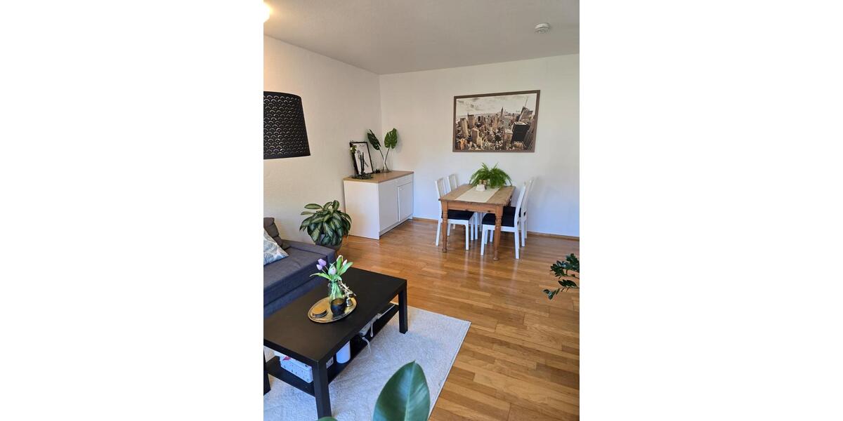Etagenwohnung Gießen - 3 Zimmer, 75 m&sup2;, 1.000&euro; | Angebot:26548787