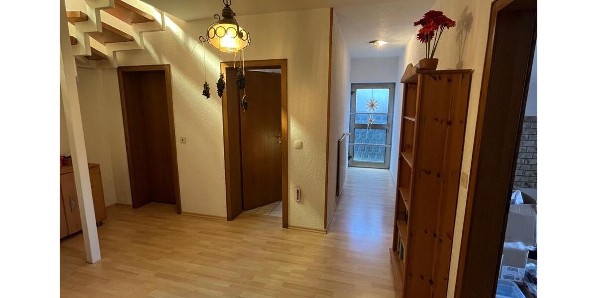 Einfamilienhaus Sinn - 5.5 Zimmer, 166 m&sup2;, 299.000&euro; | Angebot:25918560