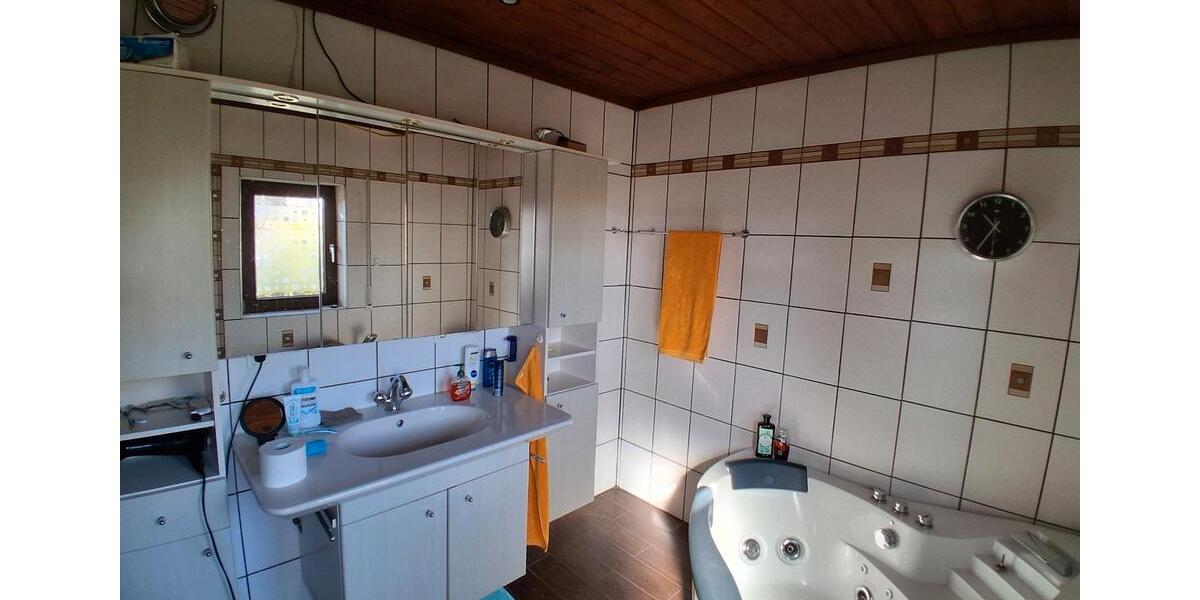Einfamilienhaus Biebertal - 4 Zimmer, 120 m&sup2;, 289.000&euro; | Angebot:26610213