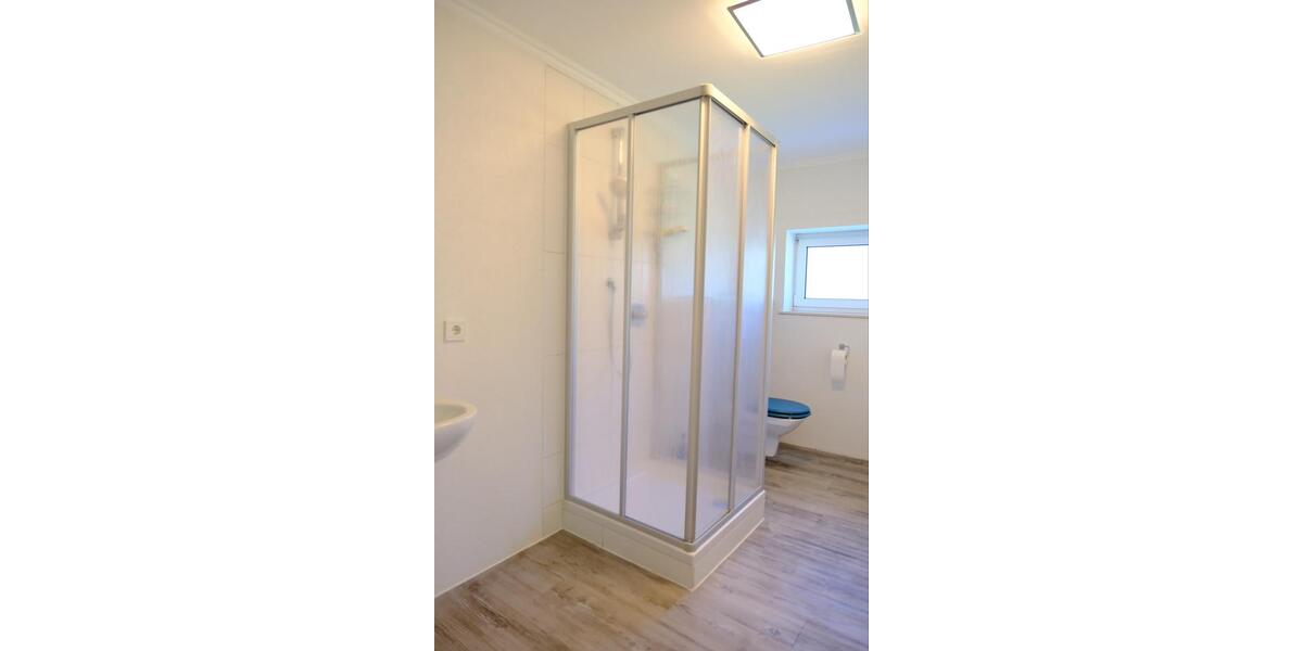 Einfamilienhaus Löhnberg - 10 Zimmer, 200 m&sup2;, 550.000&euro; | Angebot:21871621