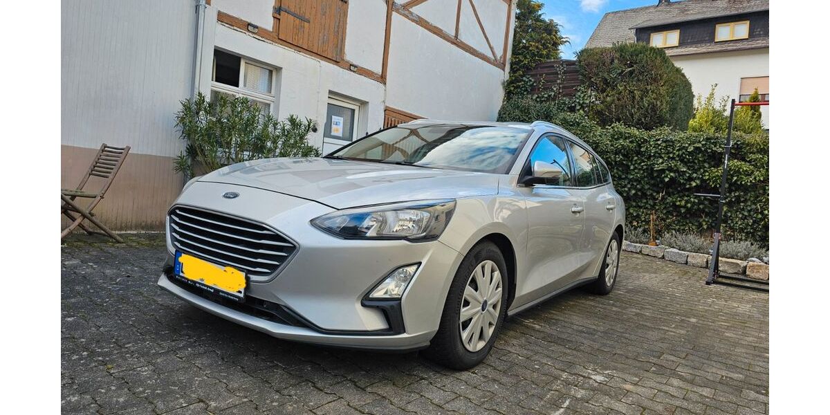Ford Focus 191.000 km 9.900 &euro; Ehringshausen 35630