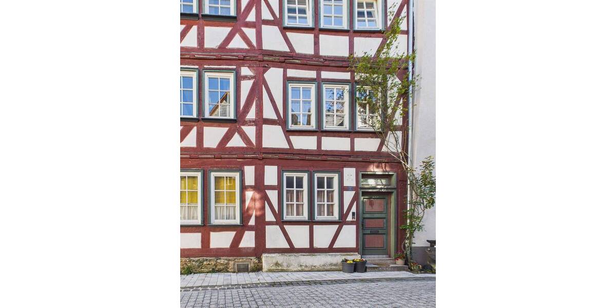 Mehrfamilienhaus, Wohnhaus Wetzlar - 4 Zimmer, 110 m&sup2;, 234.000&euro; | Angebot:26107998