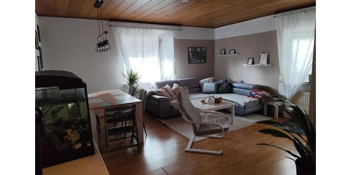 Erdgeschoßwohnung Reiskirchen - 3 Zimmer, 90 m&sup2;, 900&euro; | Angebot:26033448