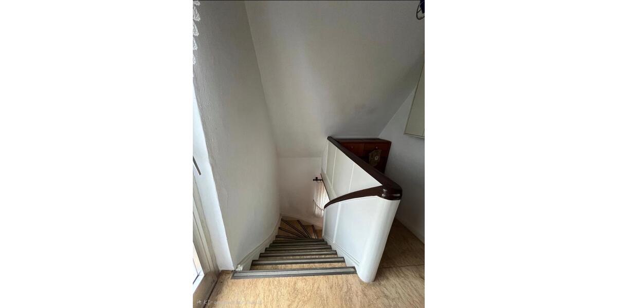 Einfamilienhaus Löhnberg - 5 Zimmer, 124 m&sup2;, 165.000&euro; | Angebot:27112568