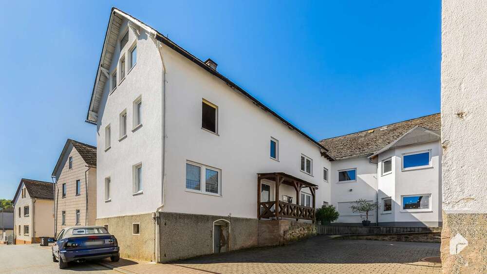 Etagenwohnung Weilburg - 4 Zimmer, 105 m&sup2;, 205.000&euro; | Angebot:26897982