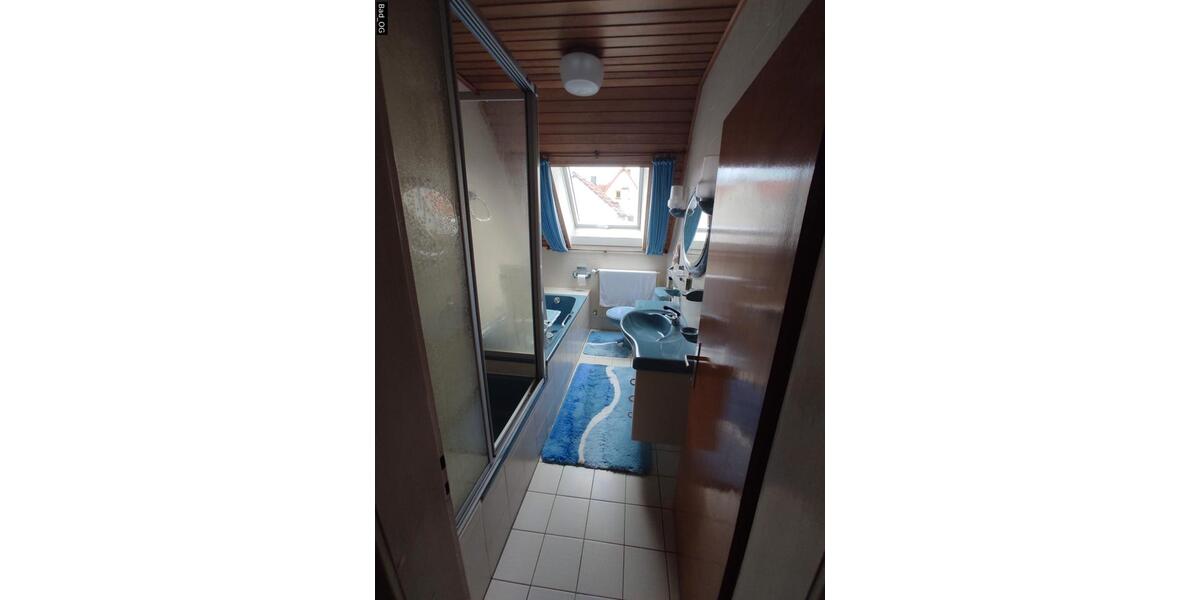 Einfamilienhaus Hungen - 7 Zimmer, 165 m&sup2;, 290.000&euro; | Angebot:26019311