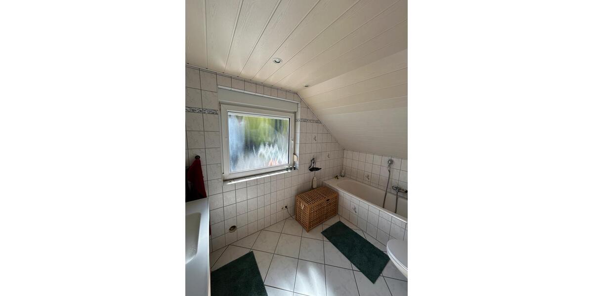 Mehrfamilienhaus, Wohnhaus Ehringshausen - 7 Zimmer, 168 m&sup2;, 335.000&euro; | Angebot:26406531
