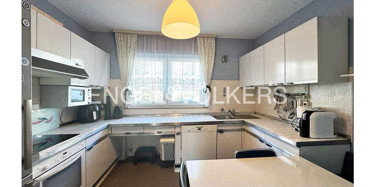 Einfamilienhaus Bad Nauheim - 7 Zimmer, 154 m&sup2;, 850.000&euro; | Angebot:25676890