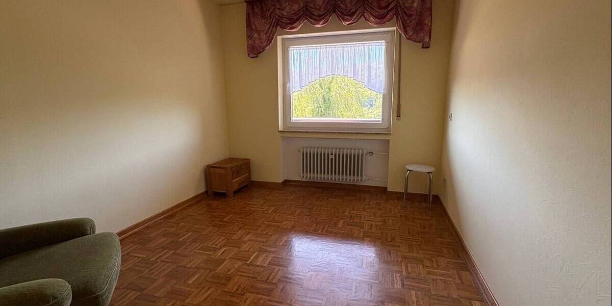 Einfamilienhaus Dillenburg Nanzenbach - 8 Zimmer, 175 m&sup2;, 335.000&euro; | Angebot:26778532