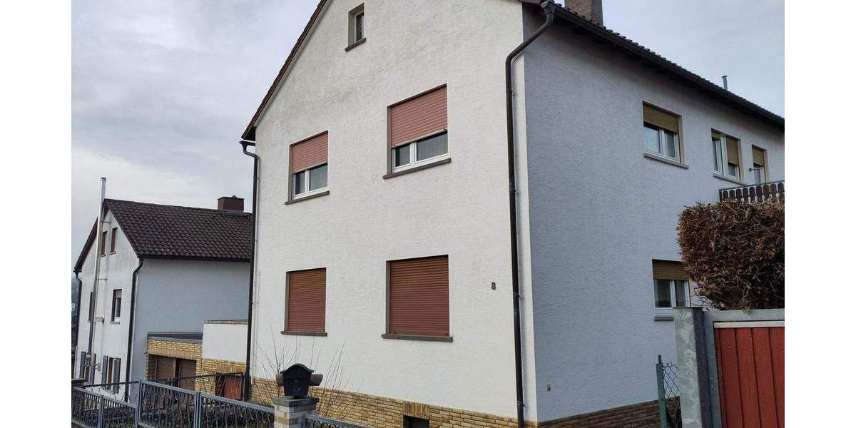 Mehrfamilienhaus, Wohnhaus Bad Nauheim Steinfurth - 7 Zimmer, 170 m&sup2;, 465.000&euro; | Angebot:25724153
