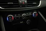 Alfa Romeo Giulia 2.0 Competizione Q4 Turbo Panoramadach 14.303 km 37.985 &euro; Lich 35423
