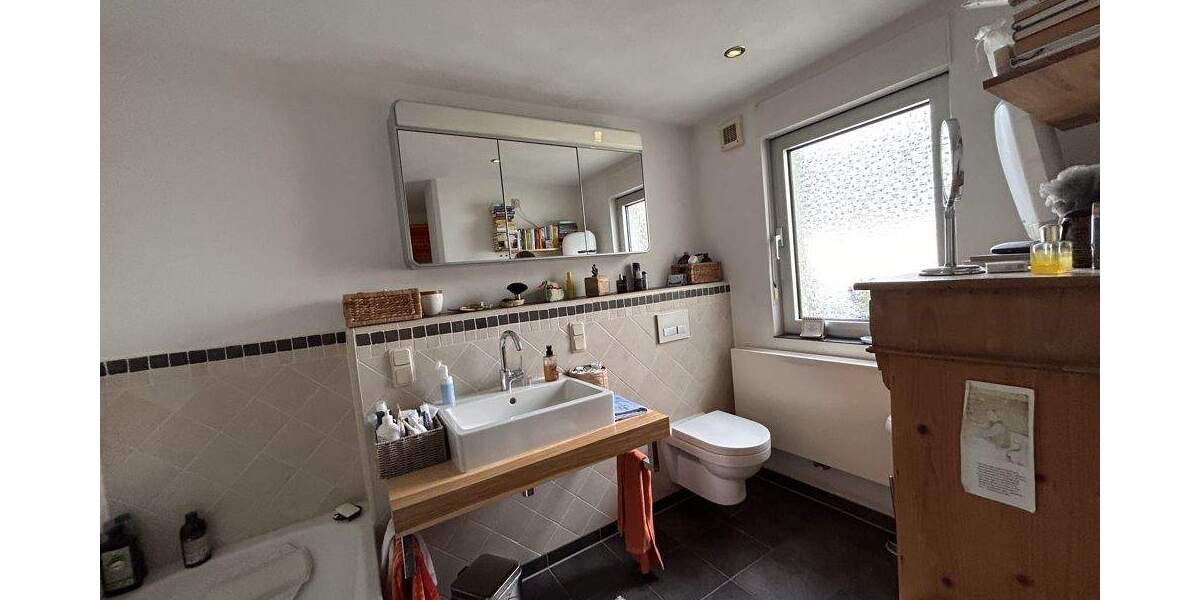 Einfamilienhaus Waldbrunn (Westerwald) / Hintermeilingen Hintermeilingen - 5 Zimmer, 136 m&sup2;, 275.000&euro; | Angebot:25820830